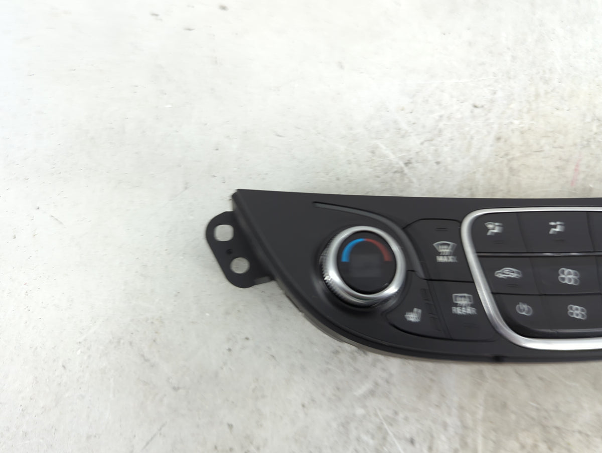 2018-2021 Chevrolet Malibu Climate Control Module Temperature AC/Heater Replacement P/N:84426649 7370200000000X Fits OEM Use