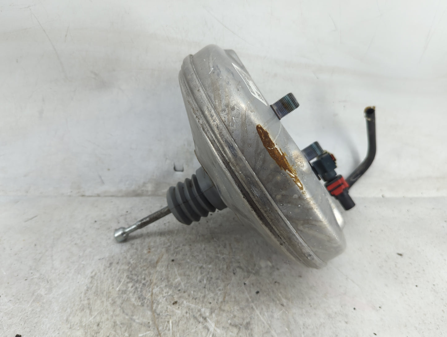 2016-2021 Chevrolet Malibu Power Brake Booster Oem 1489619 - Oemusedautoparts1.com