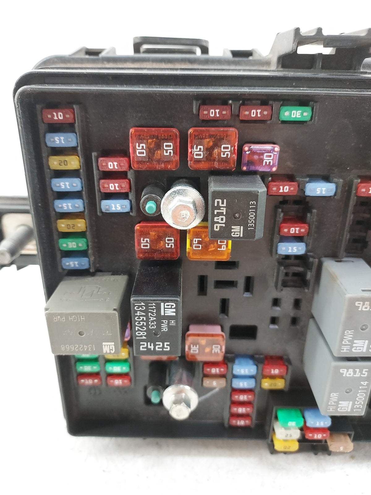 2019 Chevrolet Malibu Fusebox Fuse Box Panel Relay Module P/N:13500113 13455281, 13422668, 13468934, 84095364, 13500114 Fits