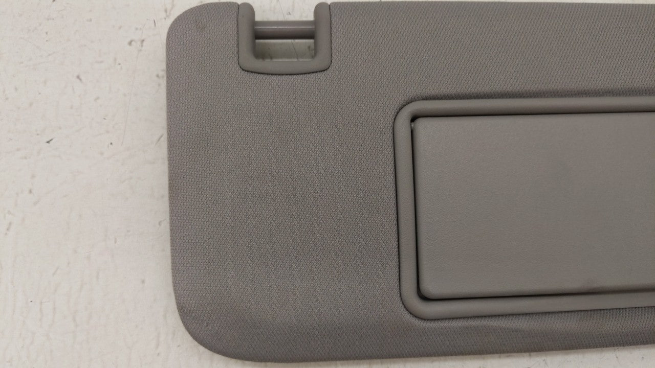 2016-2019 Chevrolet Malibu Sun Visor Shade Replacement Passenger Right Mirror Fits Fits 2016 2017 2018 2019 OEM Used Auto Pa