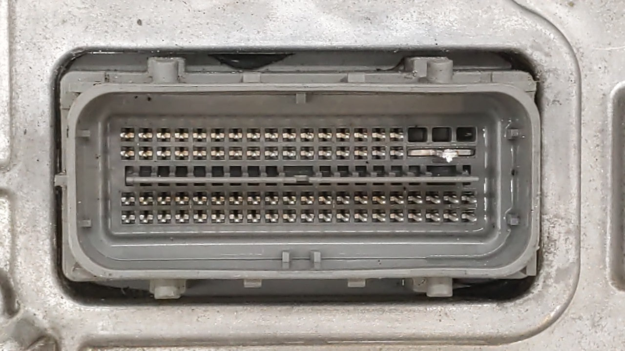 2018-2019 Chevrolet Malibu PCM Engine Control Computer ECU ECM PCU OEM P/N:12680194 12699666, 12697426 Fits Fits 2018 2019 O