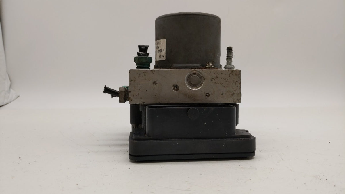 2019-2021 Chevrolet Malibu Anti-Lock Brake ABS Pump Module Actuator OEM P/N:8451623 84502888 Fits Fits 2019 2020 2021 OEM Us