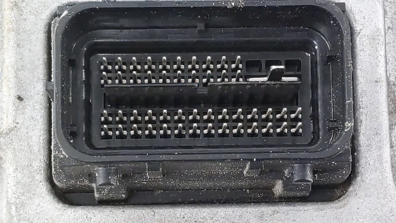 2018-2019 Chevrolet Malibu PCM Engine Control Computer ECU ECM PCU OEM P/N:12680194 12699666, 12697426 Fits Fits 2018 2019 O