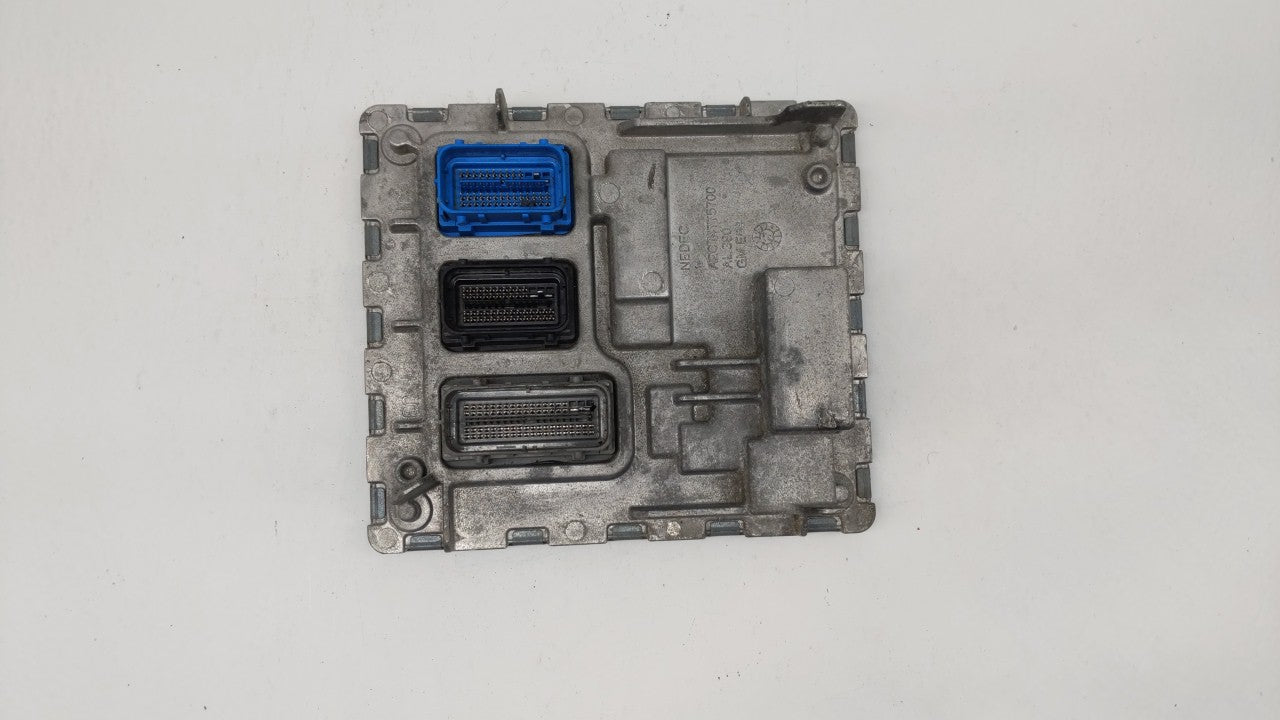 2018-2019 Chevrolet Malibu PCM Engine Control Computer ECU ECM PCU OEM P/N:12680194 12699666, 12697426 Fits Fits 2018 2019 O