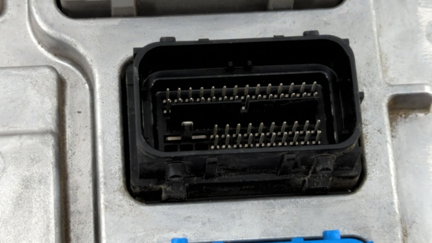 2018-2019 Chevrolet Malibu PCM Engine Control Computer ECU ECM PCU OEM P/N:12680194 12699666, 12697426 Fits Fits 2018 2019 O