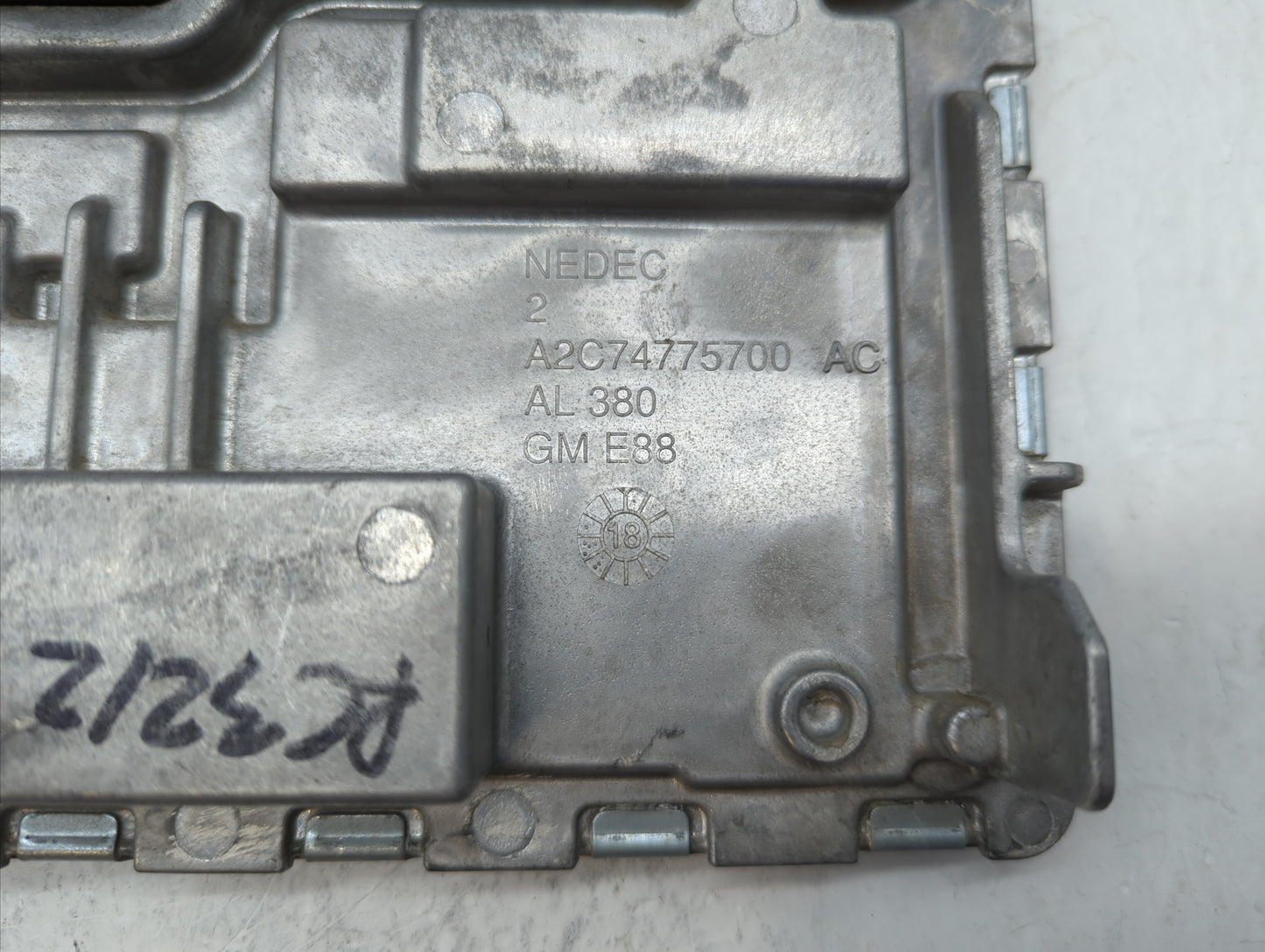 2018-2019 Chevrolet Malibu PCM Engine Control Computer ECU ECM PCU OEM P/N:12694511 12680194, 12699666 Fits Fits 2018 2019 O