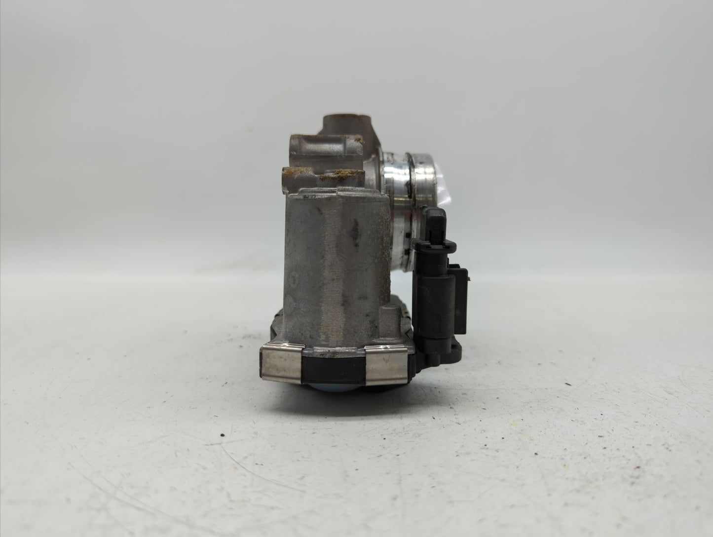 2016-2021 Chevrolet Malibu Throttle Body P/N:12659491BA 12671379AA Fits Fits 2016 2017 2018 2019 2020 2021 2022 OEM Used Aut
