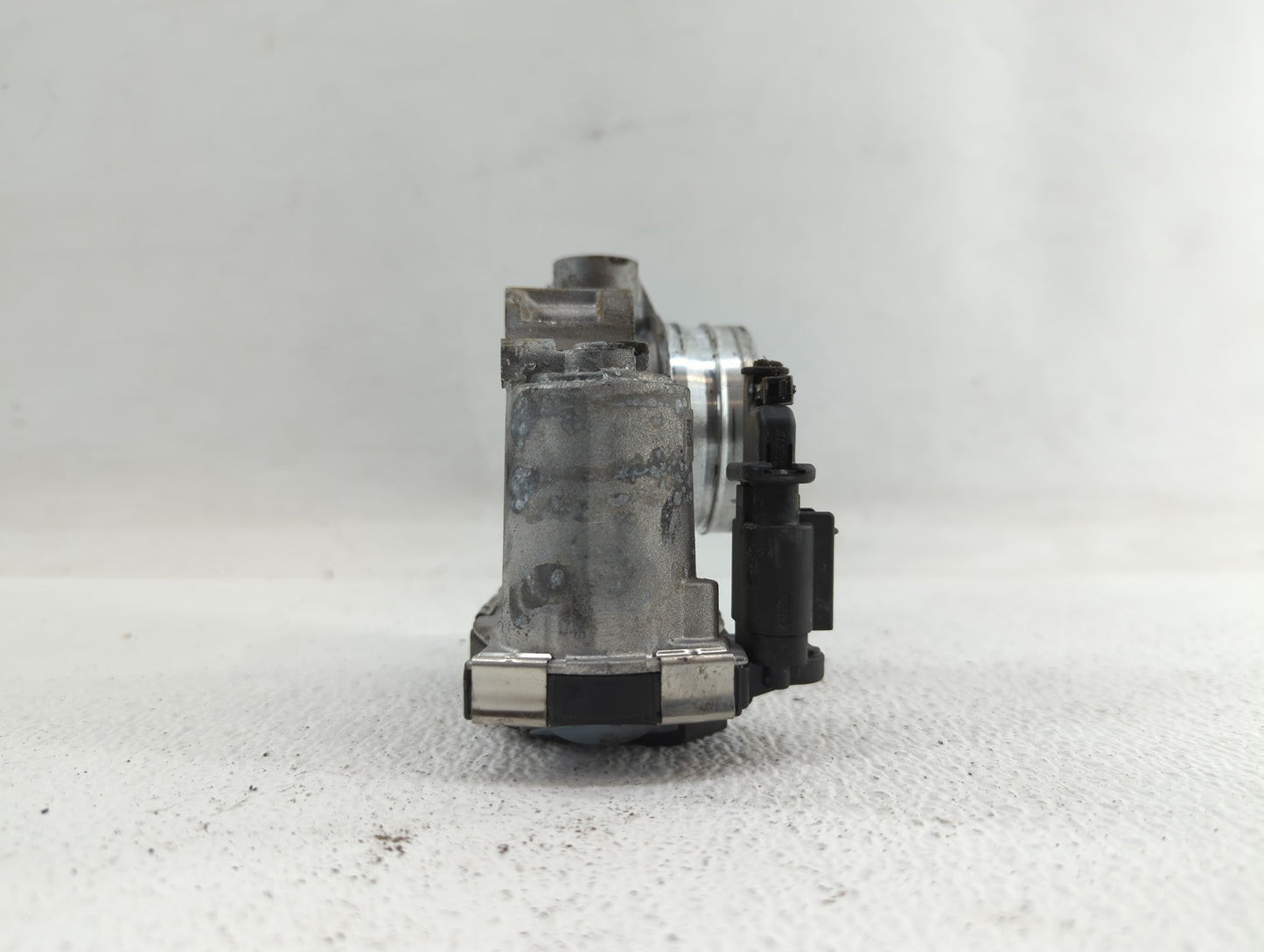 2016-2019 Chevrolet Malibu Throttle Body P/N:12659491BA 12671379AA Fits Fits 2016 2017 2018 2019 OEM Used Auto Parts - Oemus