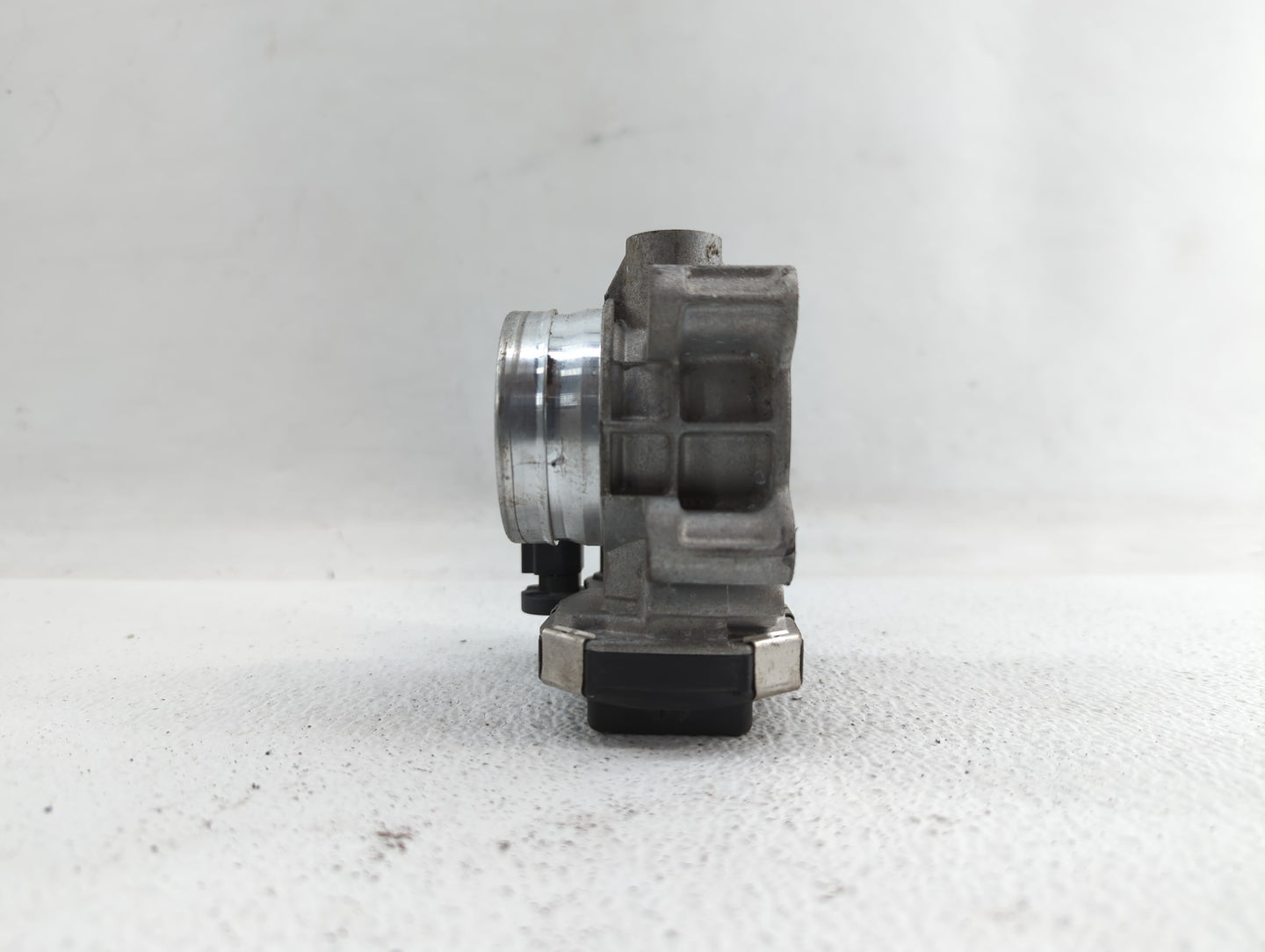 2016-2019 Chevrolet Malibu Throttle Body P/N:12659491BA 12671379AA Fits Fits 2016 2017 2018 2019 OEM Used Auto Parts - Oemus