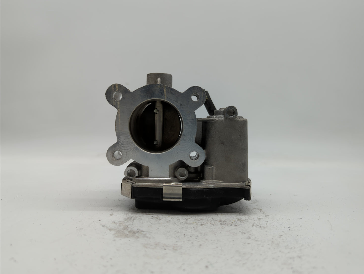 2016-2019 Chevrolet Malibu Throttle Body P/N:12659491BA 12671379AA Fits Fits 2016 2017 2018 2019 OEM Used Auto Parts - Oemus