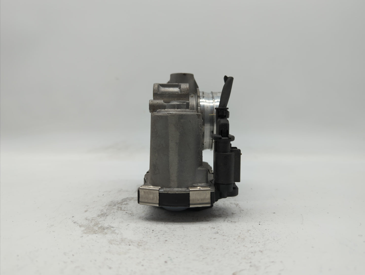 2016-2019 Chevrolet Malibu Throttle Body P/N:12659491BA 12671379AA Fits Fits 2016 2017 2018 2019 OEM Used Auto Parts - Oemus