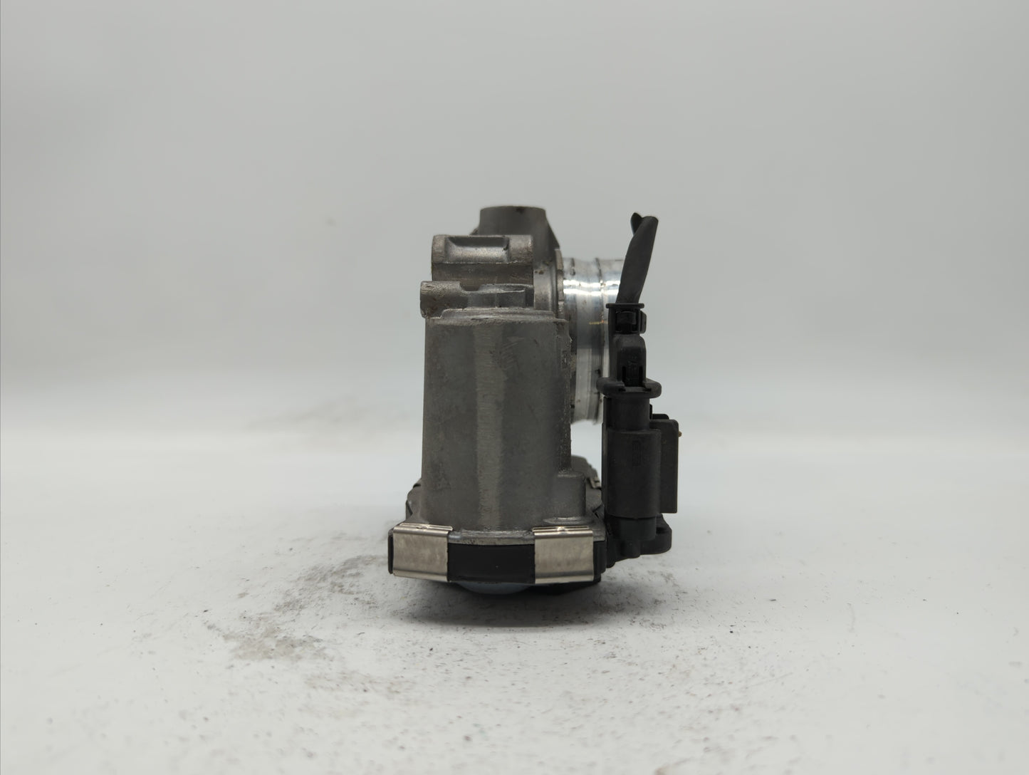 2016-2019 Chevrolet Malibu Throttle Body P/N:12659491BA 12671379AA Fits Fits 2016 2017 2018 2019 OEM Used Auto Parts - Oemus