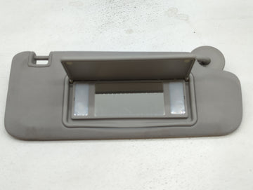 2016-2019 Chevrolet Malibu Sun Visor Shade Replacement Passenger Right Mirror Fits Fits 2016 2017 2018 2019 OEM Used Auto Pa