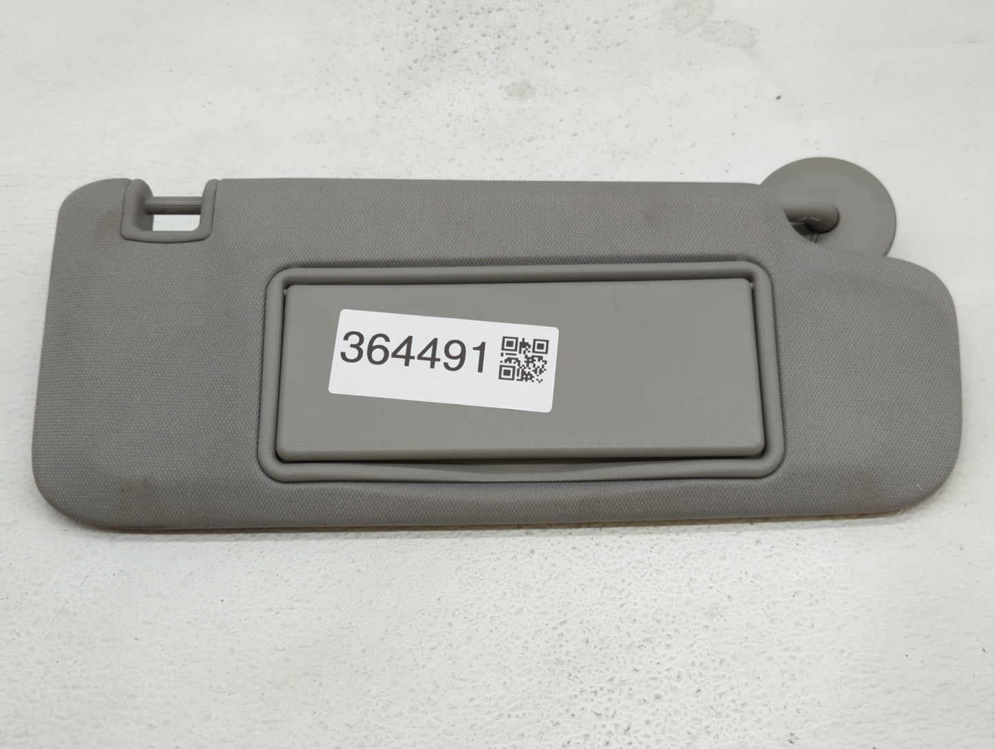 2016-2019 Chevrolet Malibu Sun Visor Shade Replacement Passenger Right Mirror Fits Fits 2016 2017 2018 2019 OEM Used Auto Pa