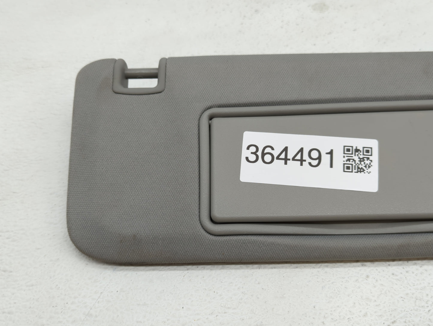 2016-2019 Chevrolet Malibu Sun Visor Shade Replacement Passenger Right Mirror Fits Fits 2016 2017 2018 2019 OEM Used Auto Pa