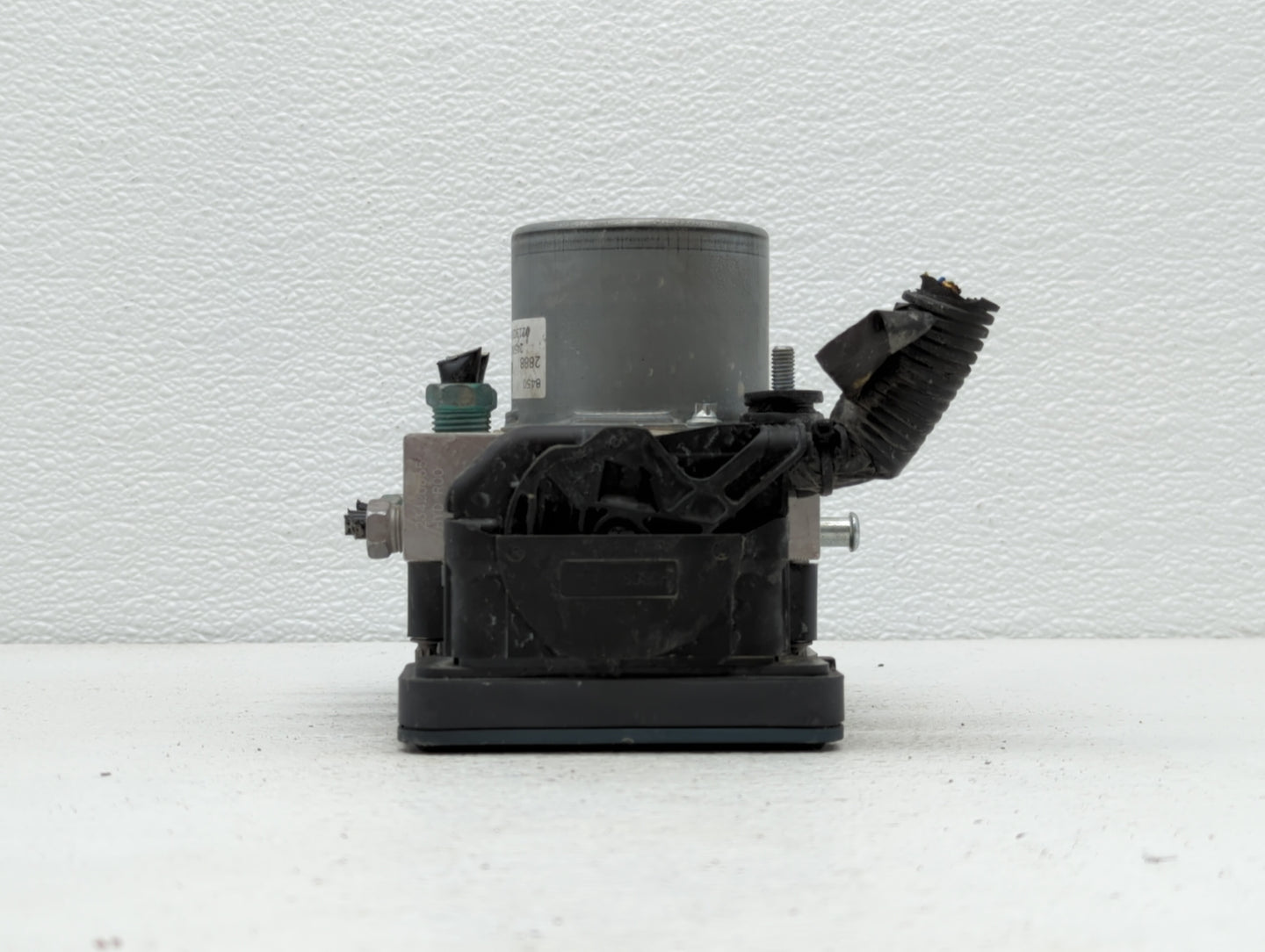 2019 Chevrolet Malibu ABS Pump Control Module Replacement P/N:84501623 8451623, 84502888 Fits OEM Used Auto Parts - Oemuseda