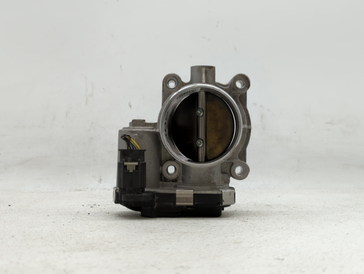 2016 Chevrolet Malibu Throttle Body P/N:12670839AA 12627217DA Fits Fits 2017 2018 2019 OEM Used Auto Parts - Oemusedautopart