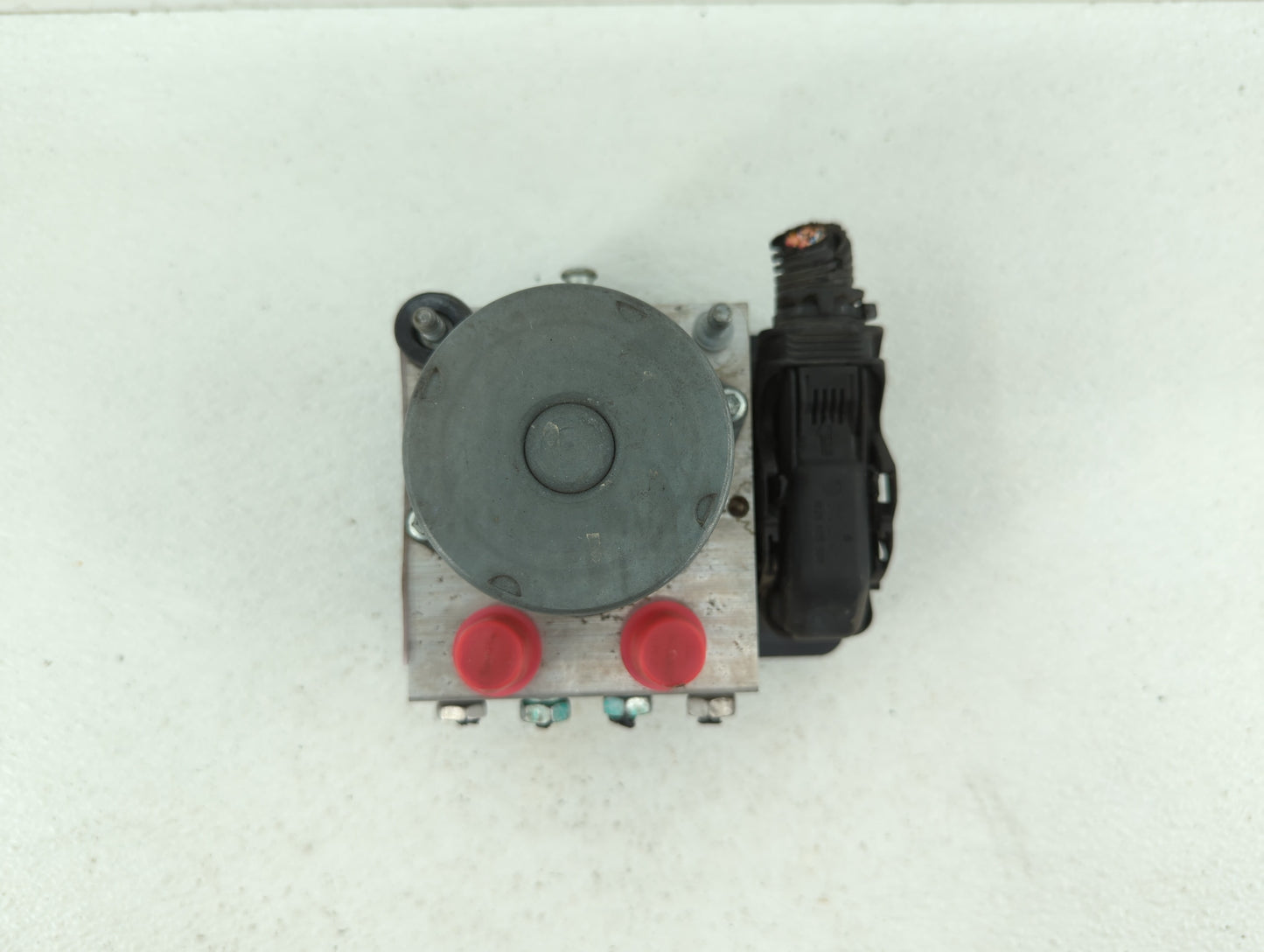 2019 Chevrolet Malibu ABS Pump Control Module Replacement P/N:84501623 8451623, 84502888 Fits OEM Used Auto Parts - Oemuseda