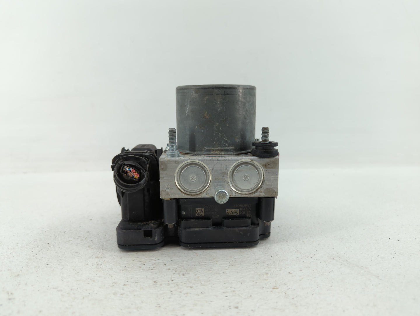 2019 Chevrolet Malibu ABS Pump Control Module Replacement P/N:84501623 8451623, 84502888 Fits OEM Used Auto Parts - Oemuseda