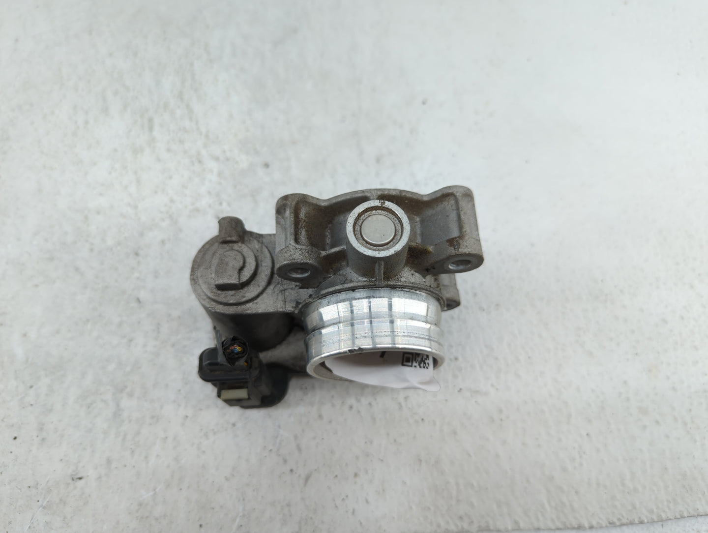 2016-2021 Chevrolet Malibu Throttle Body P/N:12671379AA Fits Fits 2016 2017 2018 2019 2020 2021 2022 OEM Used Auto Parts - O