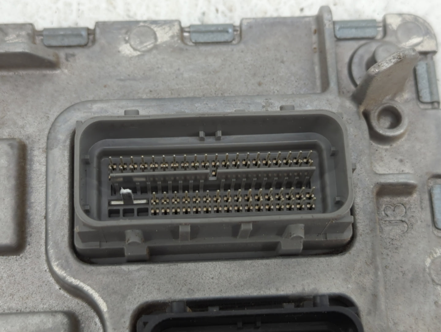 2018-2019 Chevrolet Malibu PCM Engine Control Computer ECU ECM PCU OEM P/N:12680194 12687836, 12691559 Fits Fits 2018 2019 O