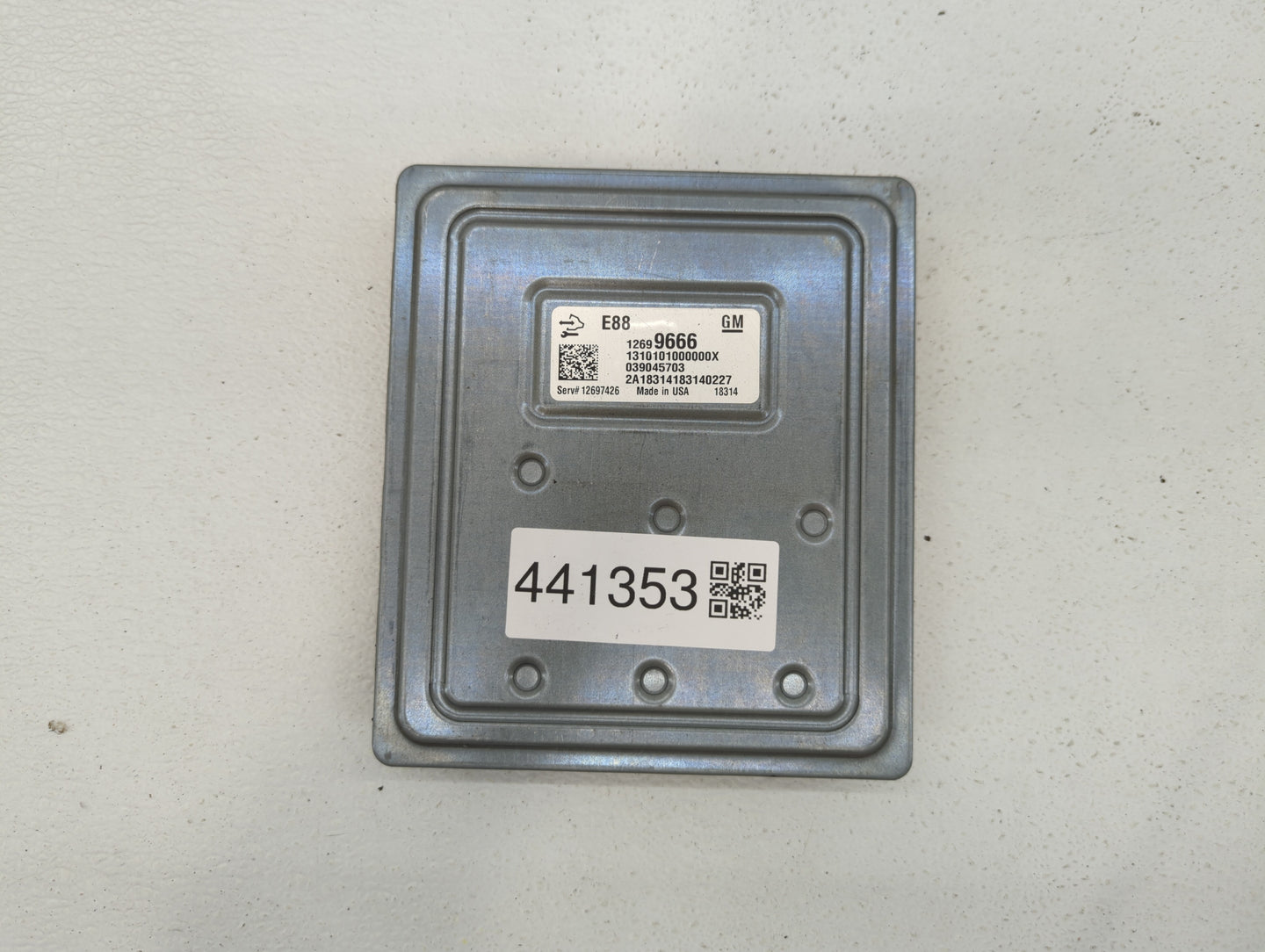 2018-2019 Chevrolet Malibu PCM Engine Control Computer ECU ECM PCU OEM P/N:12680194 12687836, 12691559 Fits Fits 2018 2019 O