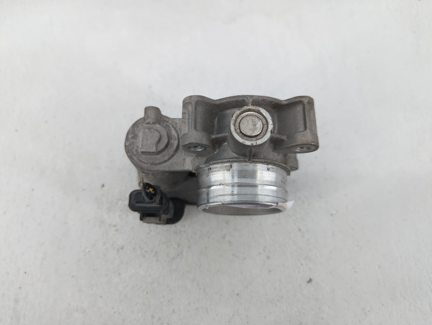 2016-2021 Chevrolet Malibu Throttle Body P/N:12671379AA Fits Fits 2016 2017 2018 2019 2020 2021 2022 OEM Used Auto Parts - O