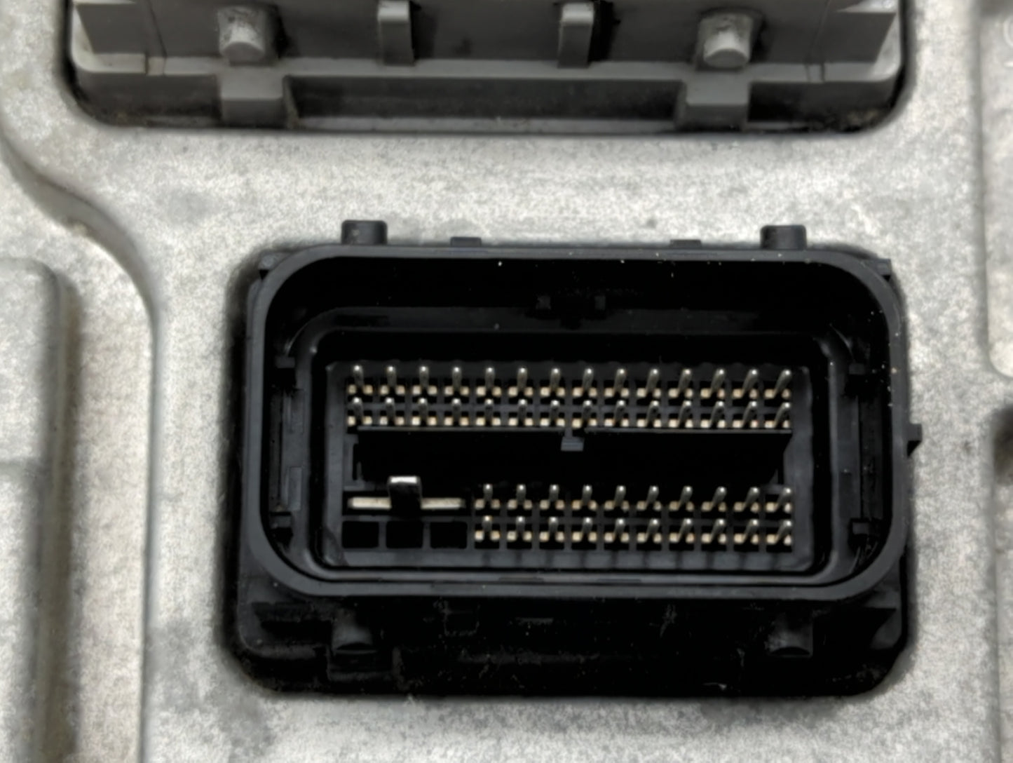 2018-2019 Chevrolet Malibu PCM Engine Control Computer ECU ECM PCU OEM P/N:12680194 12687836, 12691559 Fits Fits 2018 2019 O
