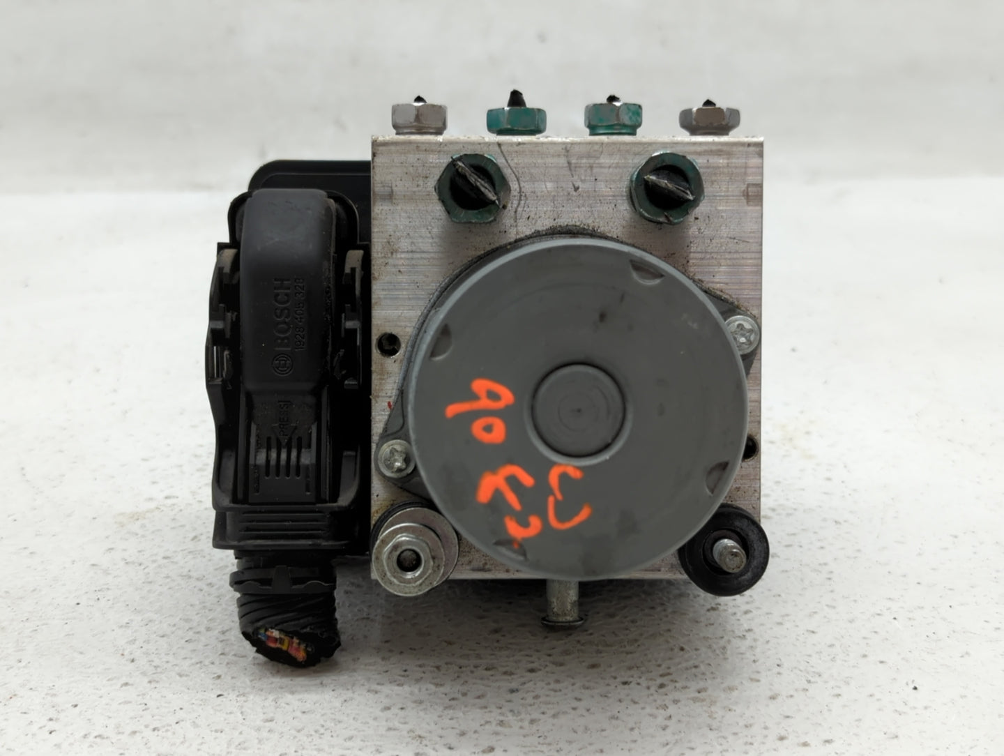 2019-2021 Chevrolet Malibu ABS Pump Control Module Replacement P/N:84767280 84501623, 84502888 Fits Fits 2019 2020 2021 OEM 