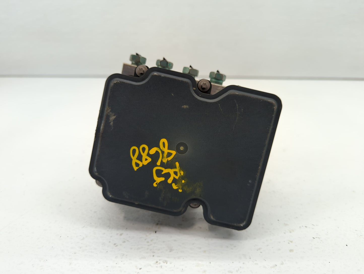 2019-2021 Chevrolet Malibu ABS Pump Control Module Replacement P/N:84767280 84501623, 84502888 Fits Fits 2019 2020 2021 OEM 