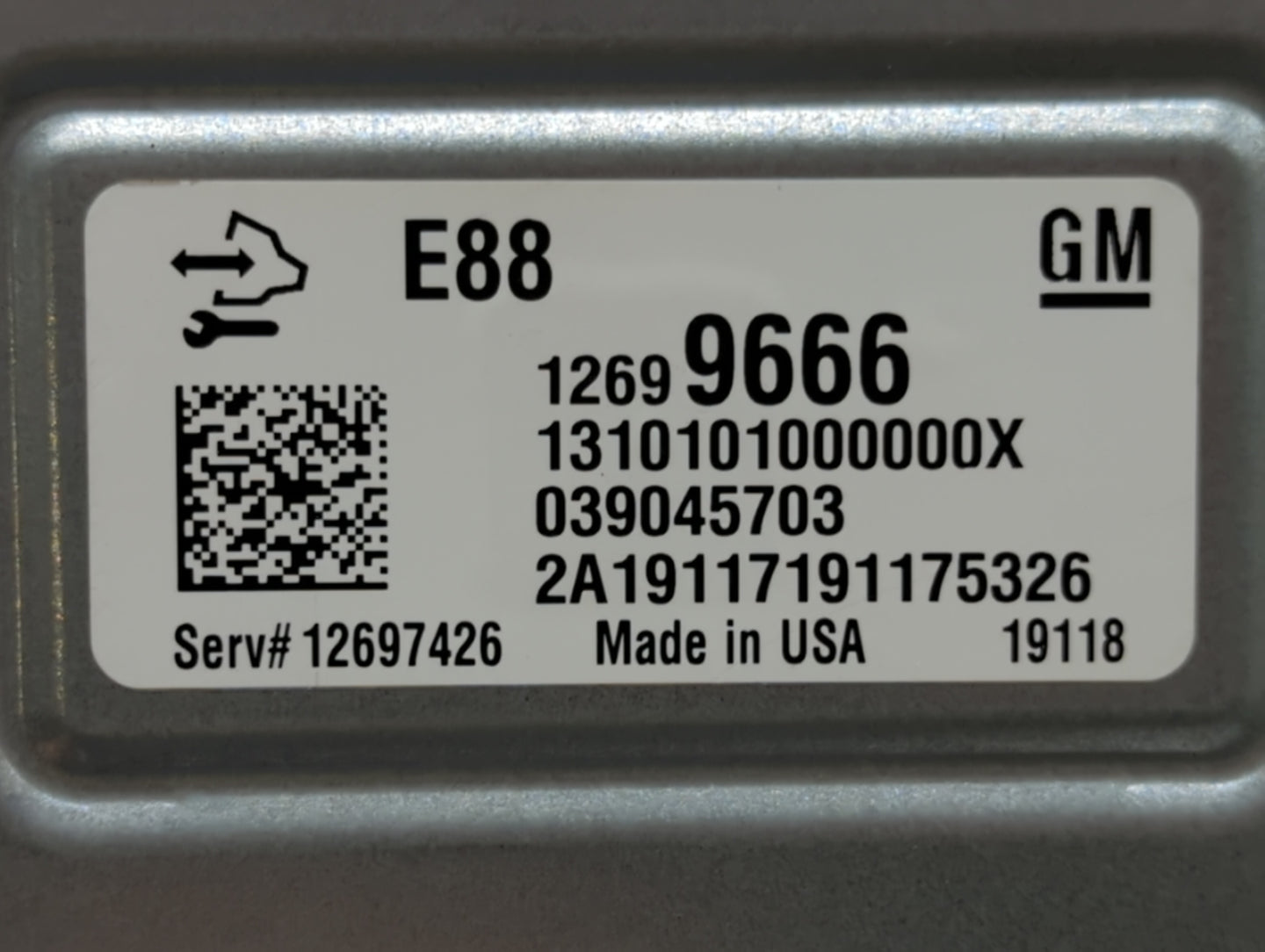 2018-2019 Chevrolet Malibu PCM Engine Control Computer ECU ECM PCU OEM P/N:12697426 12699666, 12680194 Fits Fits 2018 2019 O