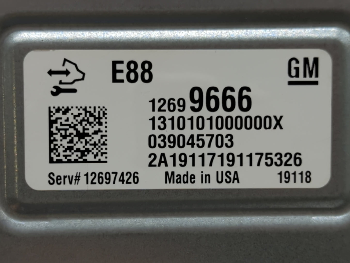 2018-2019 Chevrolet Malibu PCM Engine Control Computer ECU ECM PCU OEM P/N:12697426 12699666, 12680194 Fits Fits 2018 2019 O