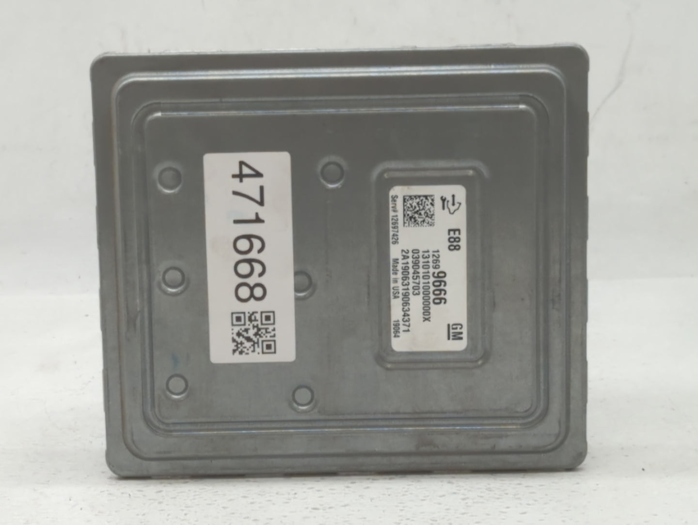 2018-2019 Chevrolet Malibu PCM Engine Control Computer ECU ECM PCU OEM P/N:12699666 12697426, 12680194 Fits Fits 2018 2019 O