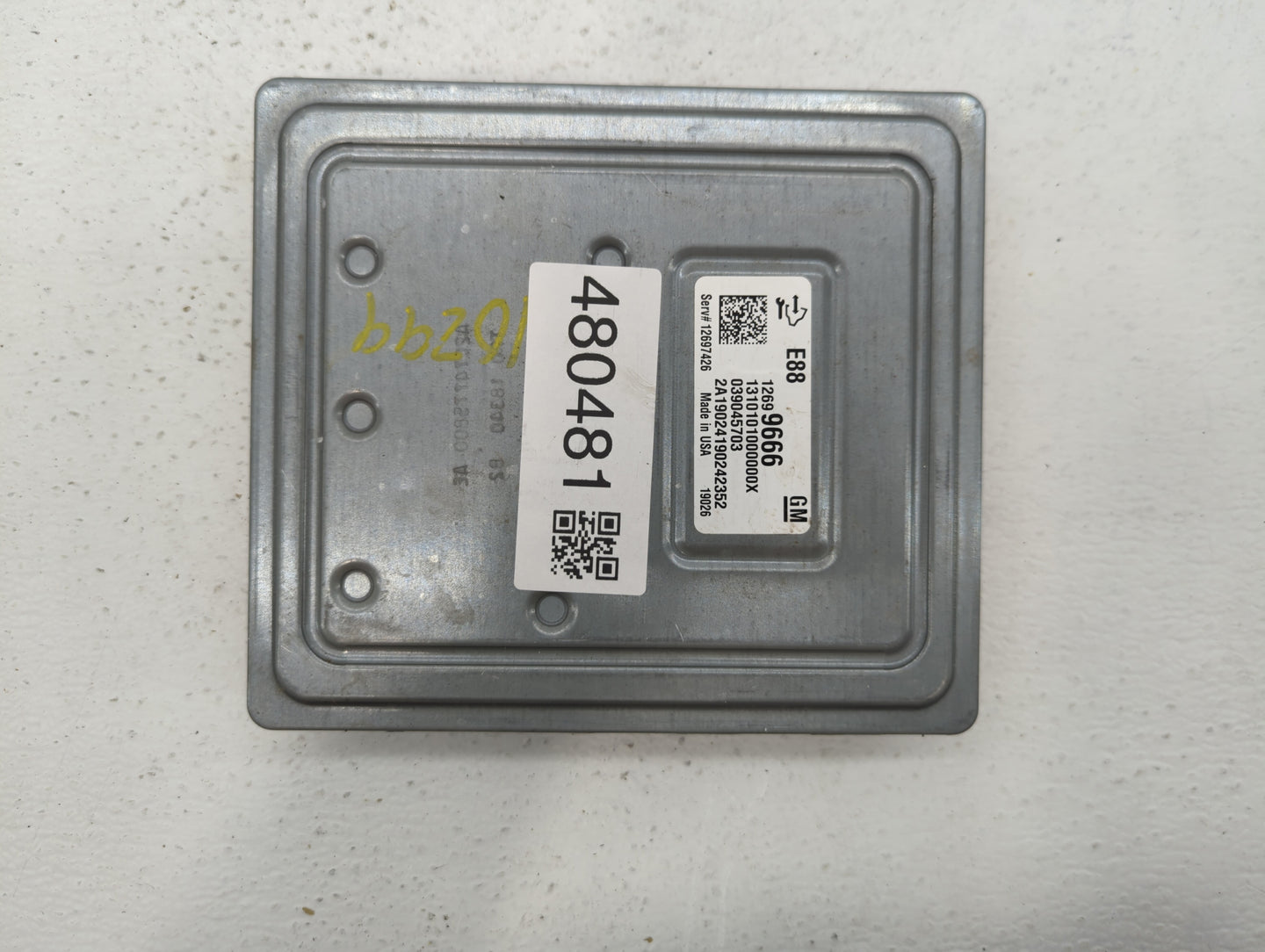 2018-2019 Chevrolet Malibu PCM Engine Control Computer ECU ECM PCU OEM P/N:12699666 12689129, 12697426 Fits Fits 2018 2019 O