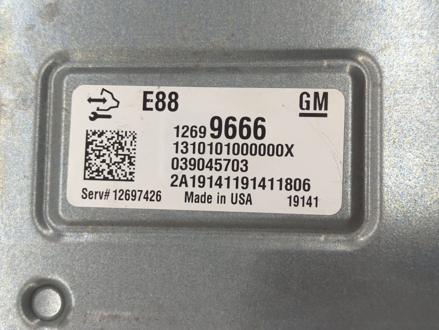 2018-2019 Chevrolet Malibu PCM Engine Control Computer ECU ECM PCU OEM P/N:12699666 12689129, 12697426 Fits Fits 2018 2019 O