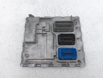2018-2019 Chevrolet Malibu PCM Engine Control Computer ECU ECM PCU OEM P/N:12699666 12689129, 12697426 Fits Fits 2018 2019 O