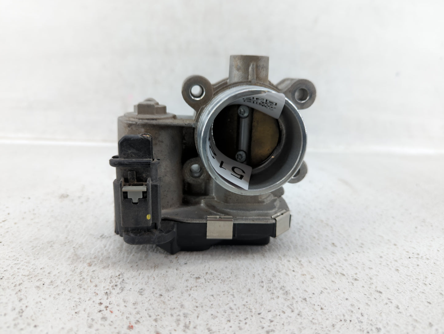2016-2021 Chevrolet Malibu Throttle Body P/N:12671379AA Fits Fits 2016 2017 2018 2019 2020 2021 2022 OEM Used Auto Parts - O