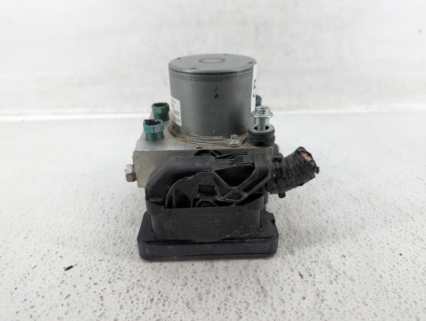 2019-2021 Chevrolet Malibu ABS Pump Control Module Replacement P/N:84502888 84501623 Fits Fits 2019 2020 2021 OEM Used Auto 