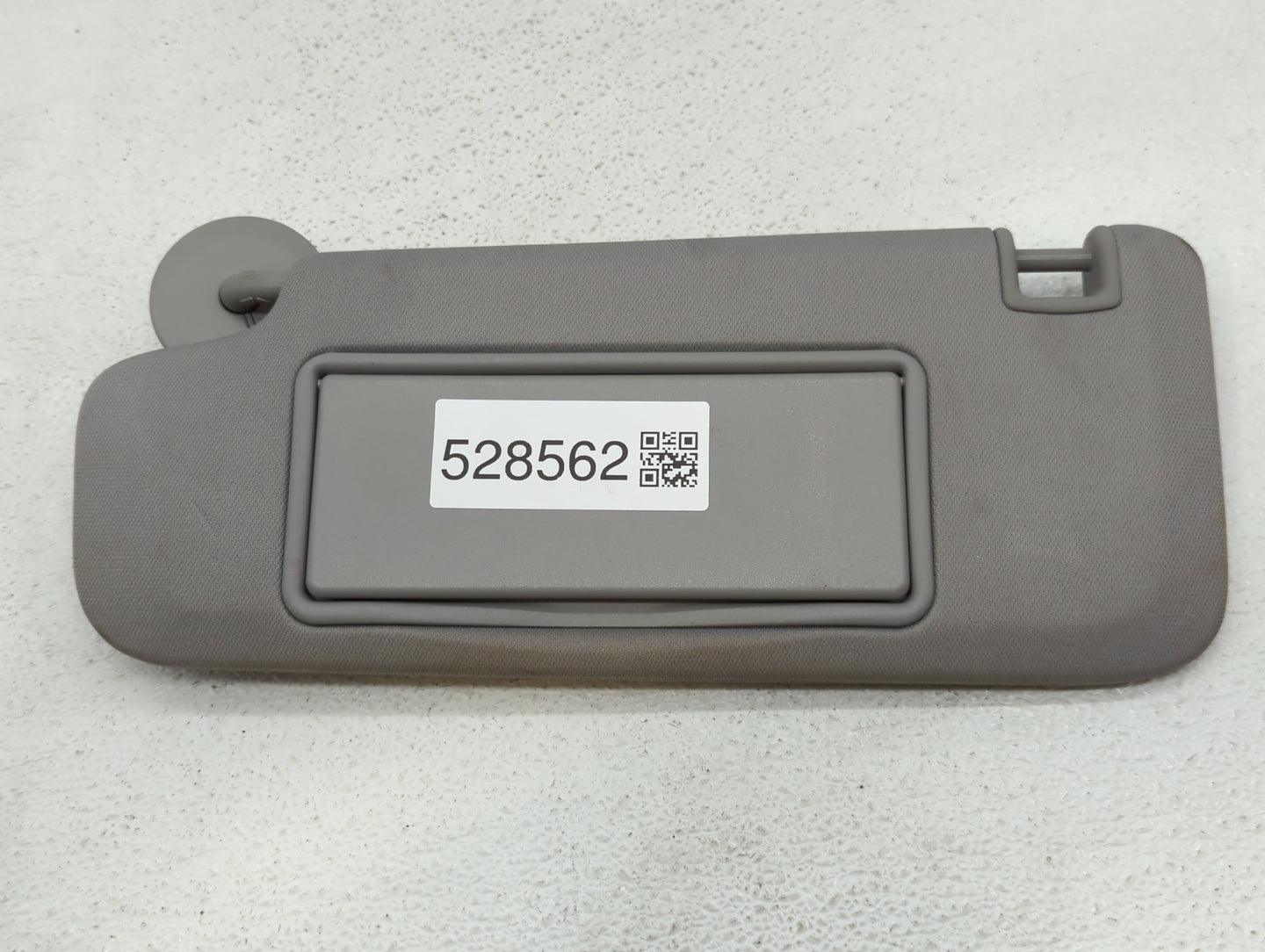 2016-2021 Chevrolet Malibu Sun Visor Shade Replacement Driver Left Mirror Fits Fits 2016 2017 2018 2019 2020 2021 OEM Used A