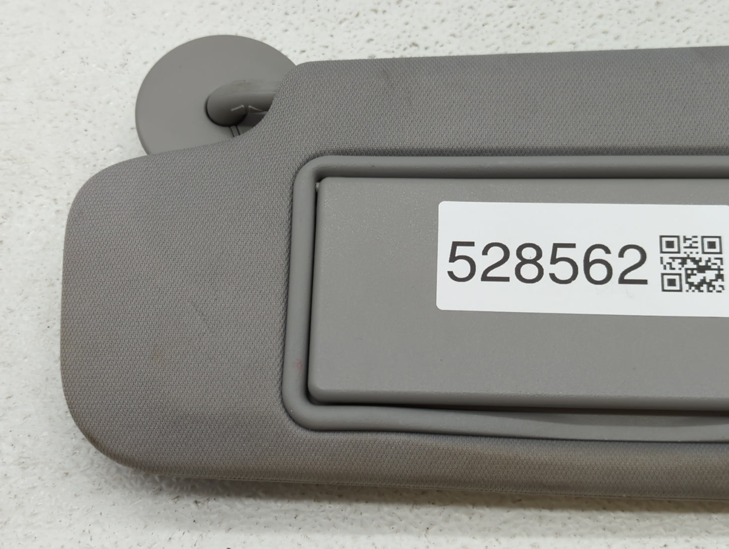 2016-2021 Chevrolet Malibu Sun Visor Shade Replacement Driver Left Mirror Fits Fits 2016 2017 2018 2019 2020 2021 OEM Used A