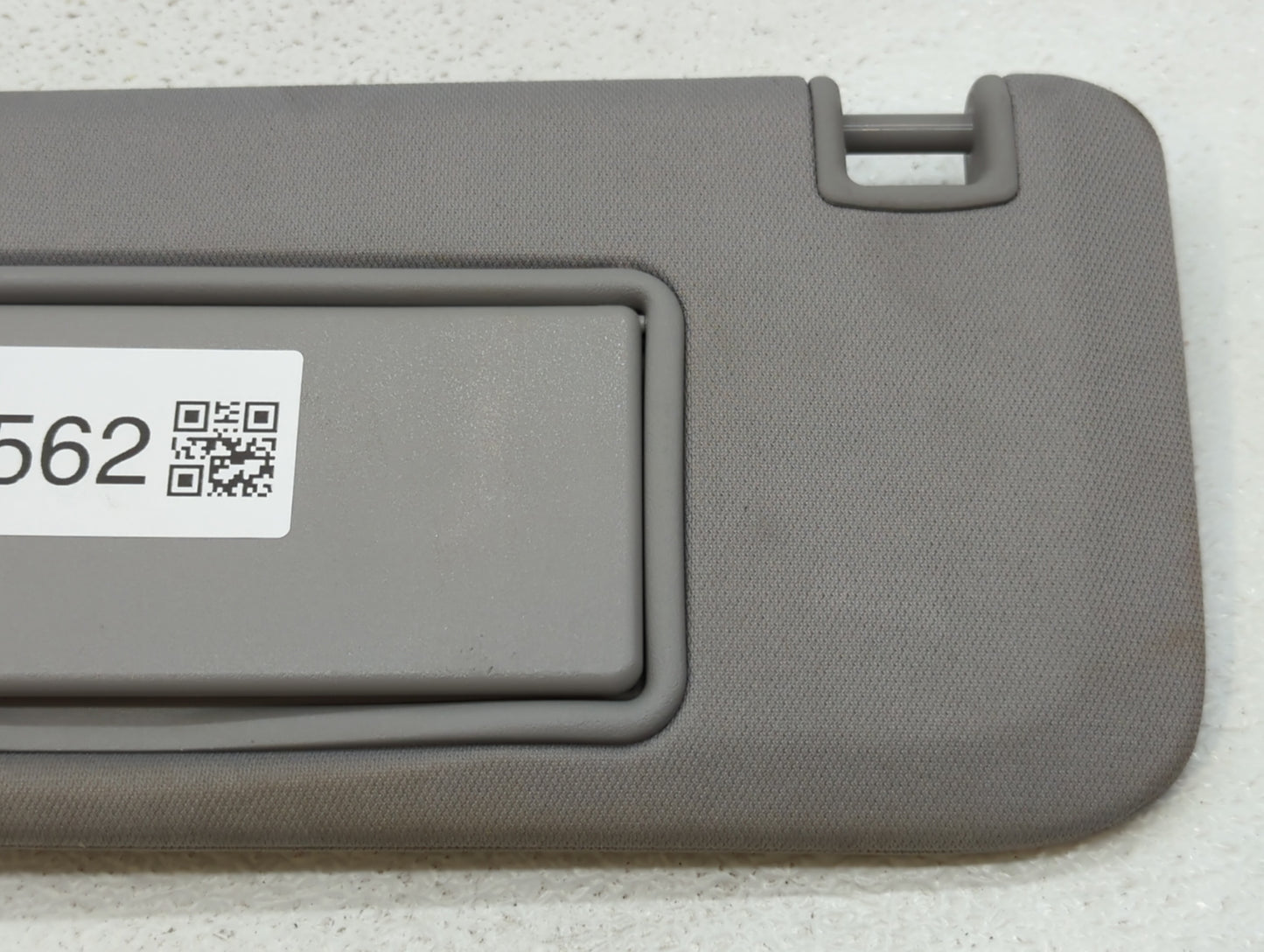 2016-2021 Chevrolet Malibu Sun Visor Shade Replacement Driver Left Mirror Fits Fits 2016 2017 2018 2019 2020 2021 OEM Used A