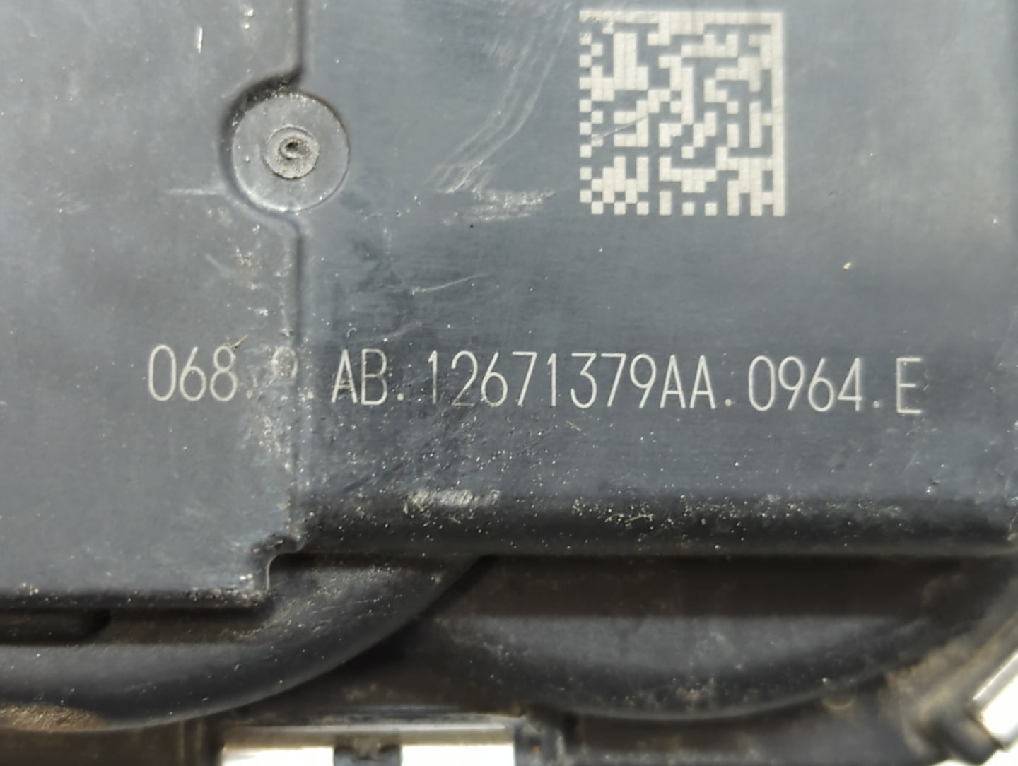 2016-2021 Chevrolet Malibu Throttle Body P/N:12671379AA Fits Fits 2016 2017 2018 2019 2020 2021 2022 OEM Used Auto Parts - O