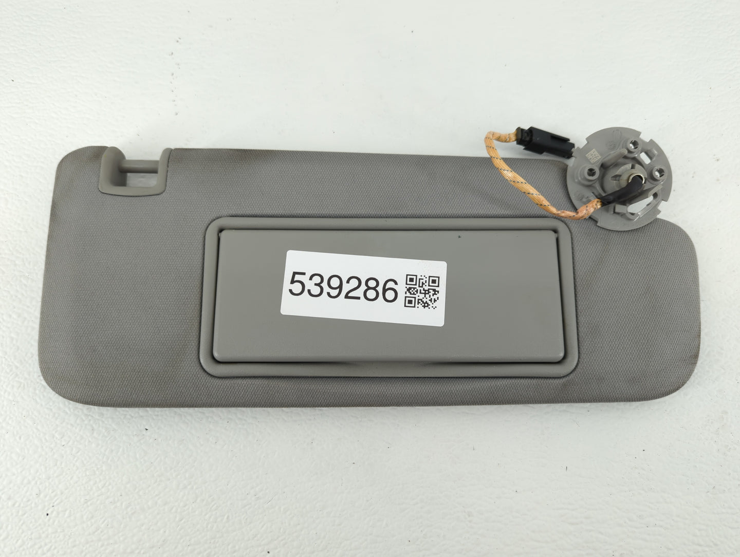 2016-2021 Chevrolet Malibu Sun Visor Shade Replacement Driver Left Mirror Fits Fits 2016 2017 2018 2019 2020 2021 OEM Used A