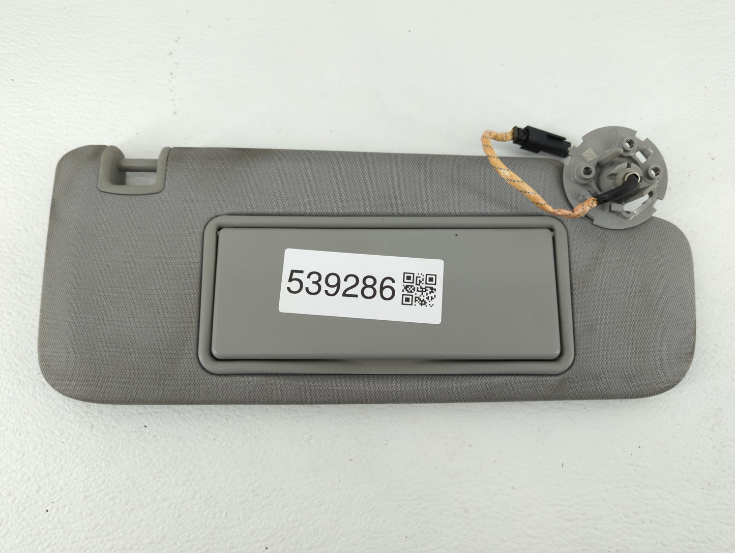 2016-2021 Chevrolet Malibu Sun Visor Shade Replacement Driver Left Mirror Fits Fits 2016 2017 2018 2019 2020 2021 OEM Used A