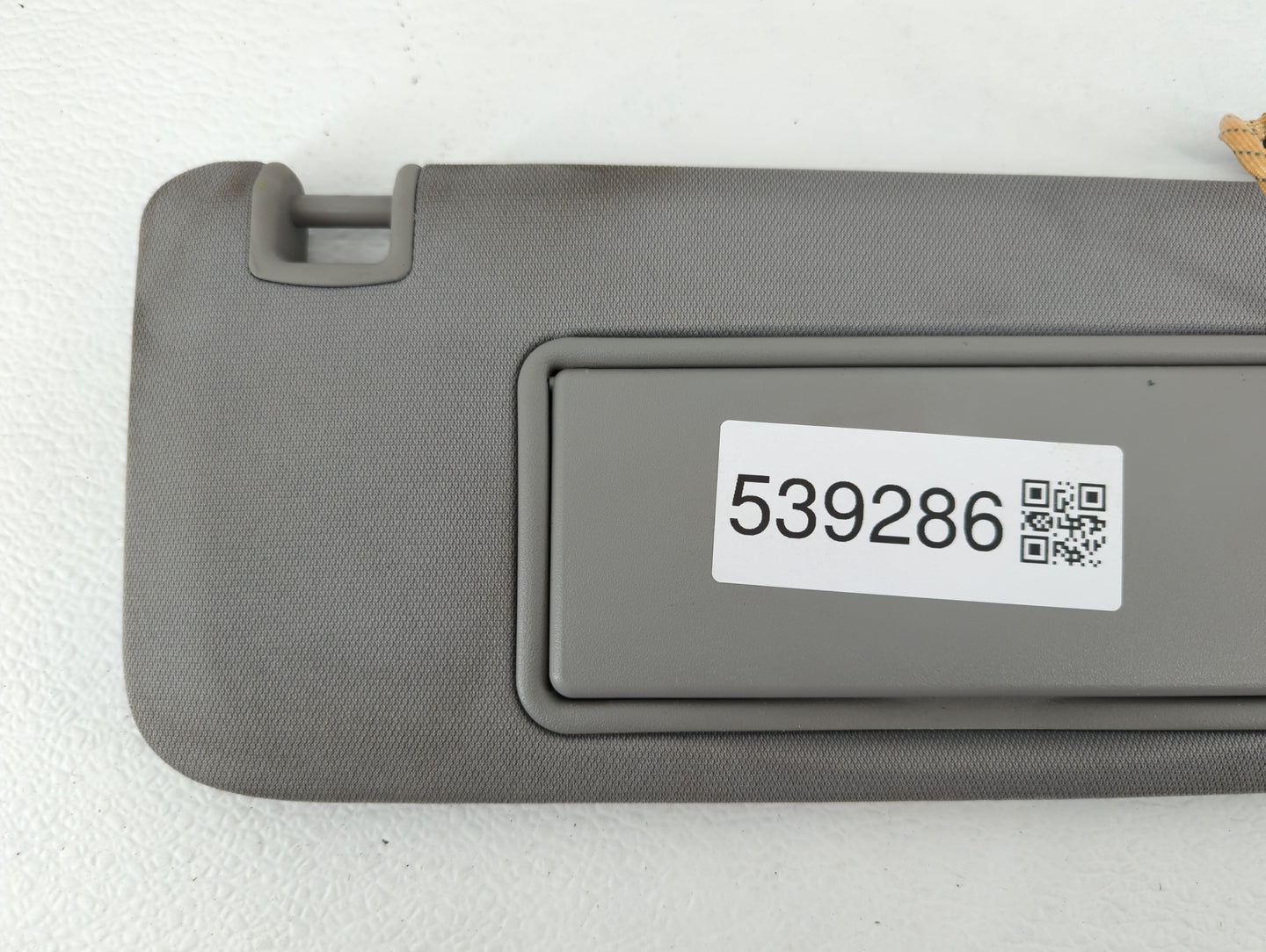 2016-2021 Chevrolet Malibu Sun Visor Shade Replacement Driver Left Mirror Fits Fits 2016 2017 2018 2019 2020 2021 OEM Used A