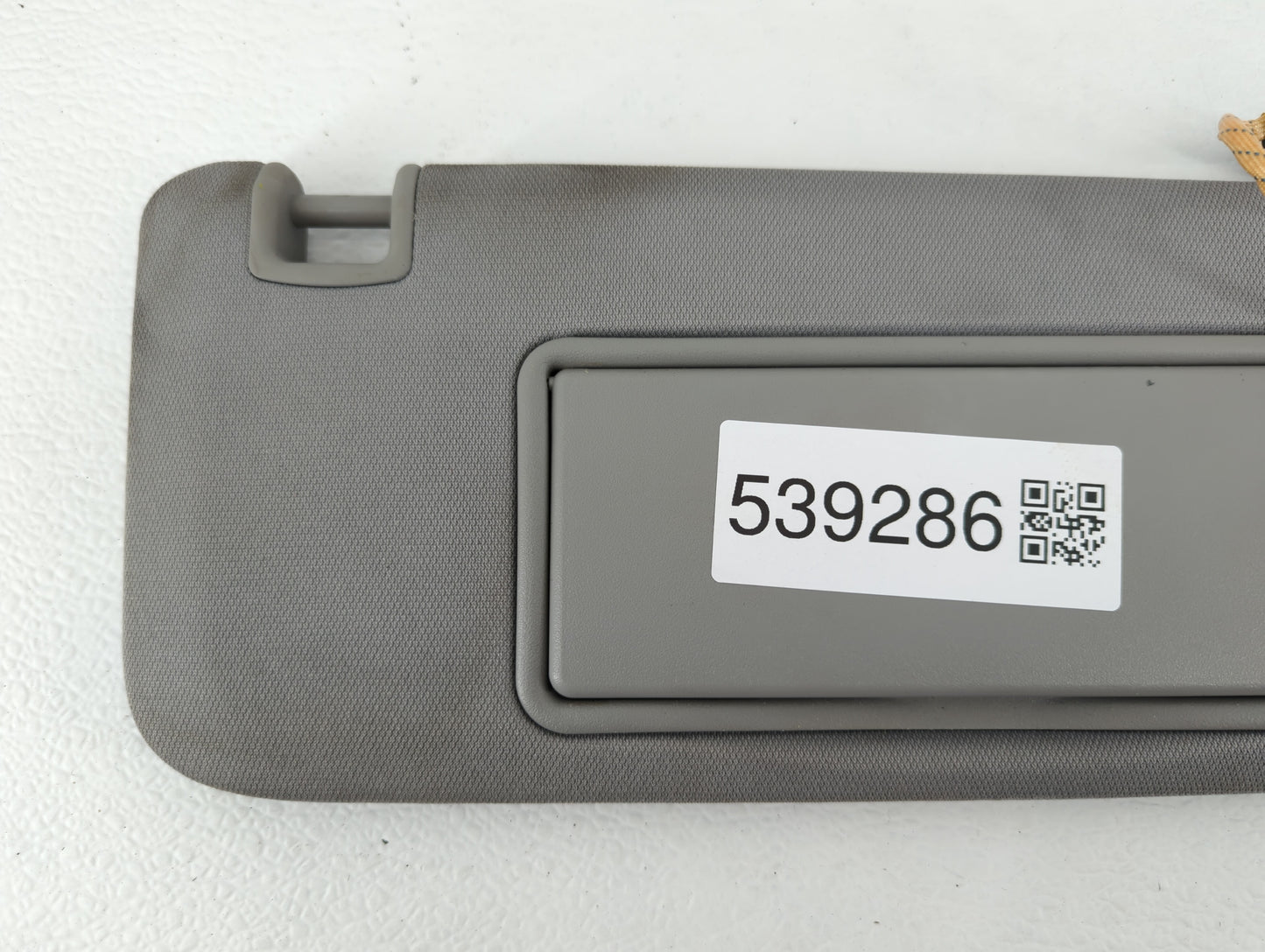 2016-2021 Chevrolet Malibu Sun Visor Shade Replacement Driver Left Mirror Fits Fits 2016 2017 2018 2019 2020 2021 OEM Used A