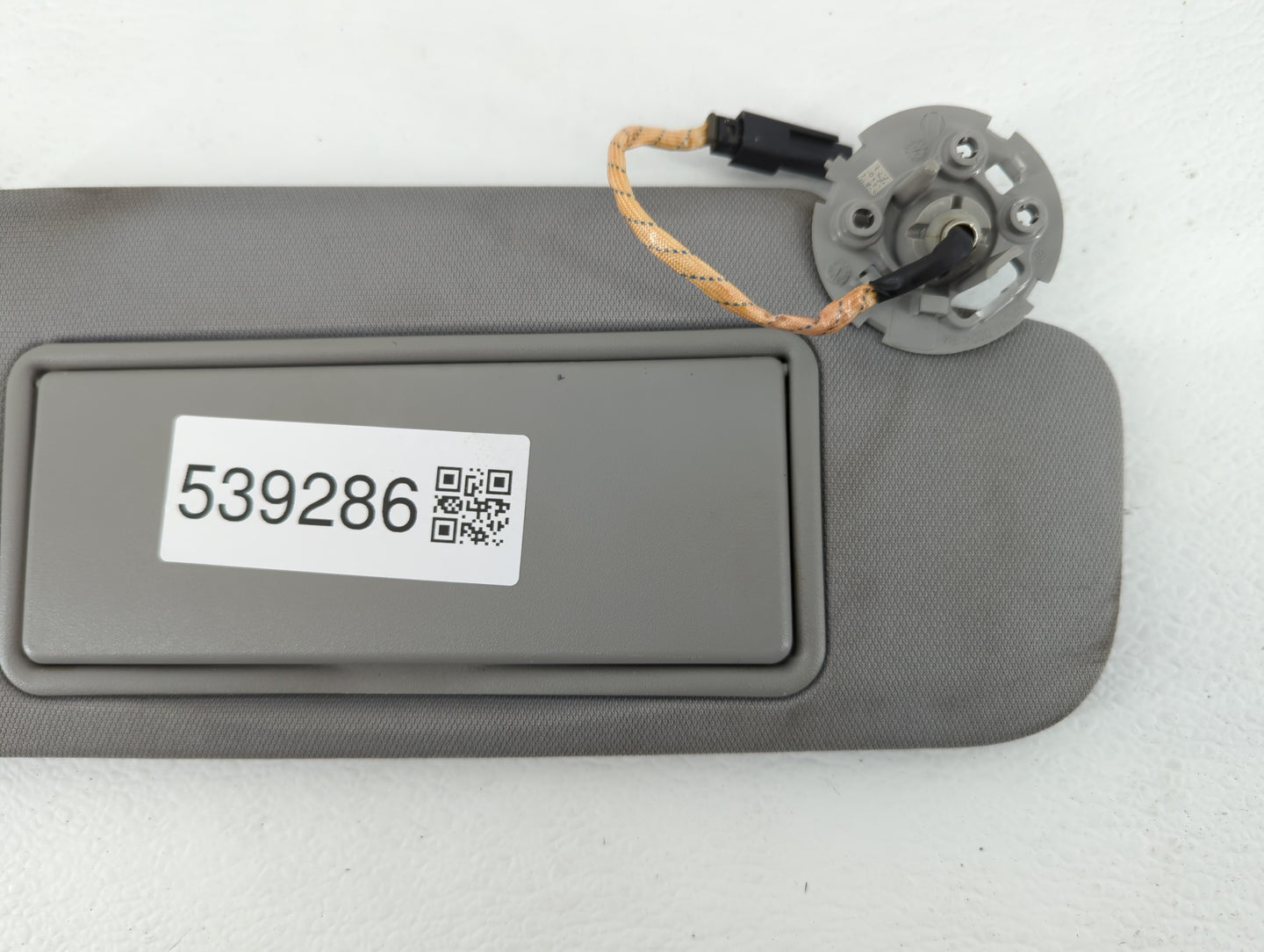 2016-2021 Chevrolet Malibu Sun Visor Shade Replacement Driver Left Mirror Fits Fits 2016 2017 2018 2019 2020 2021 OEM Used A