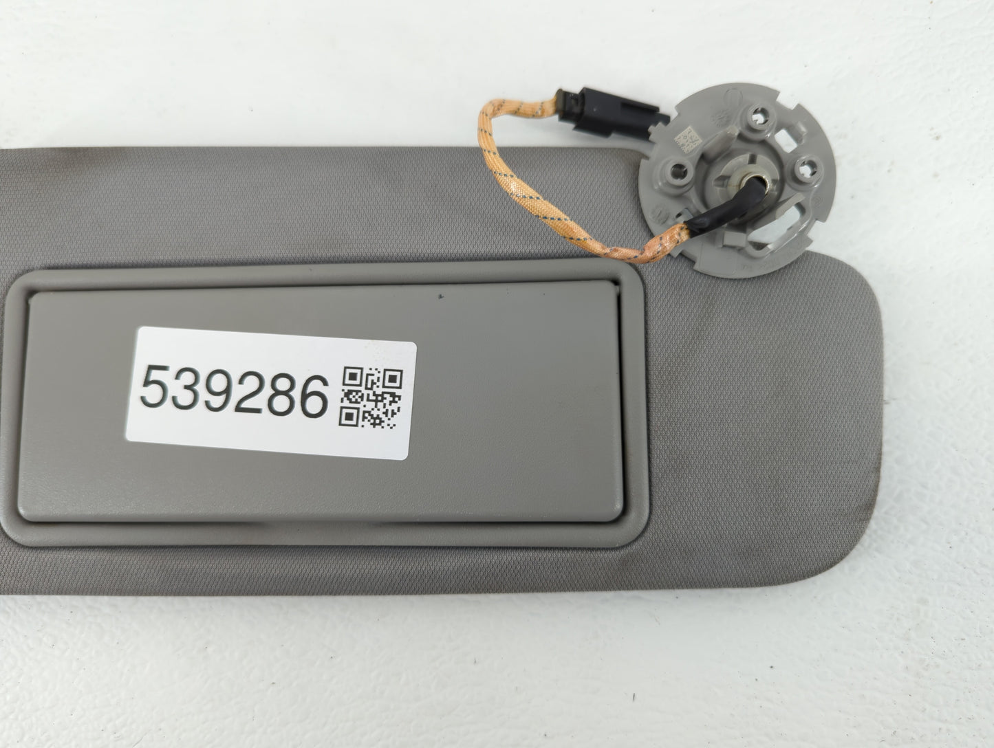 2016-2021 Chevrolet Malibu Sun Visor Shade Replacement Driver Left Mirror Fits Fits 2016 2017 2018 2019 2020 2021 OEM Used A