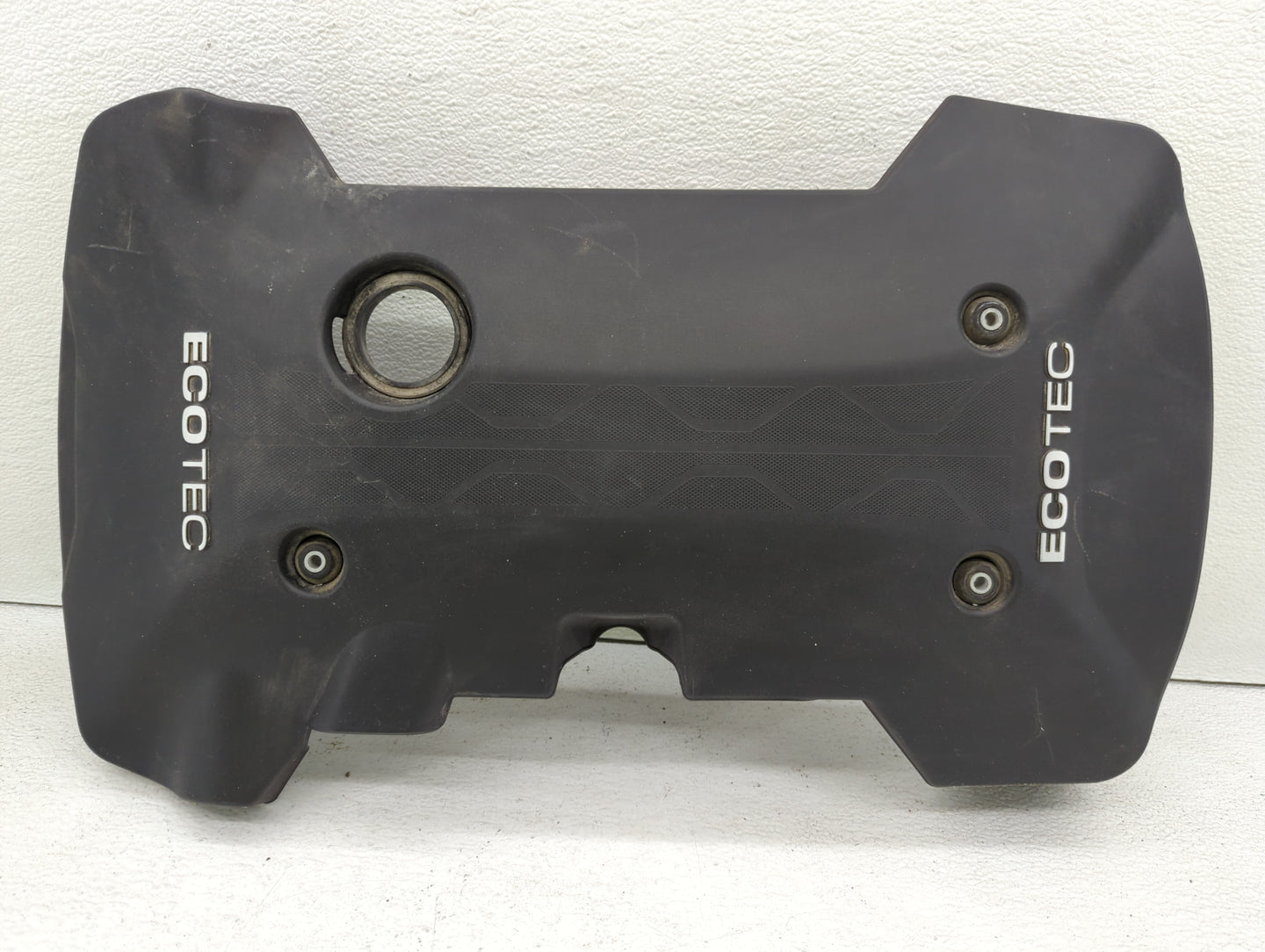 2019 Chevrolet Malibu Engine Cover - Oemusedautoparts1.com