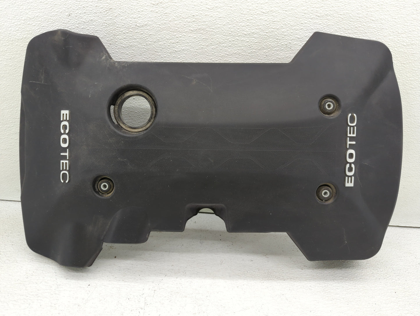 2019 Chevrolet Malibu Engine Cover - Oemusedautoparts1.com